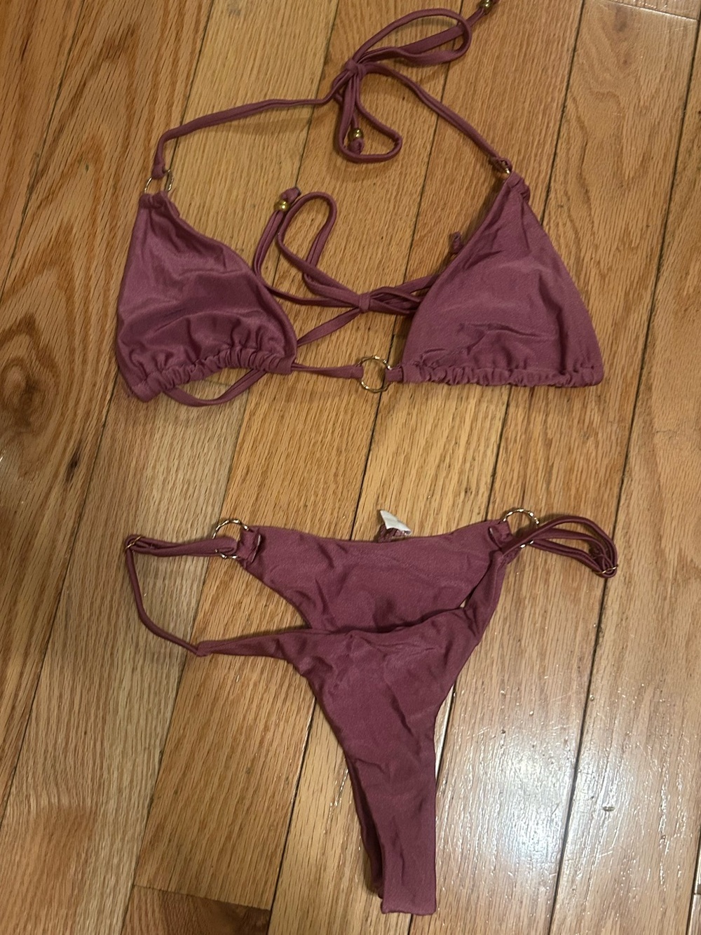 Pinky bikini